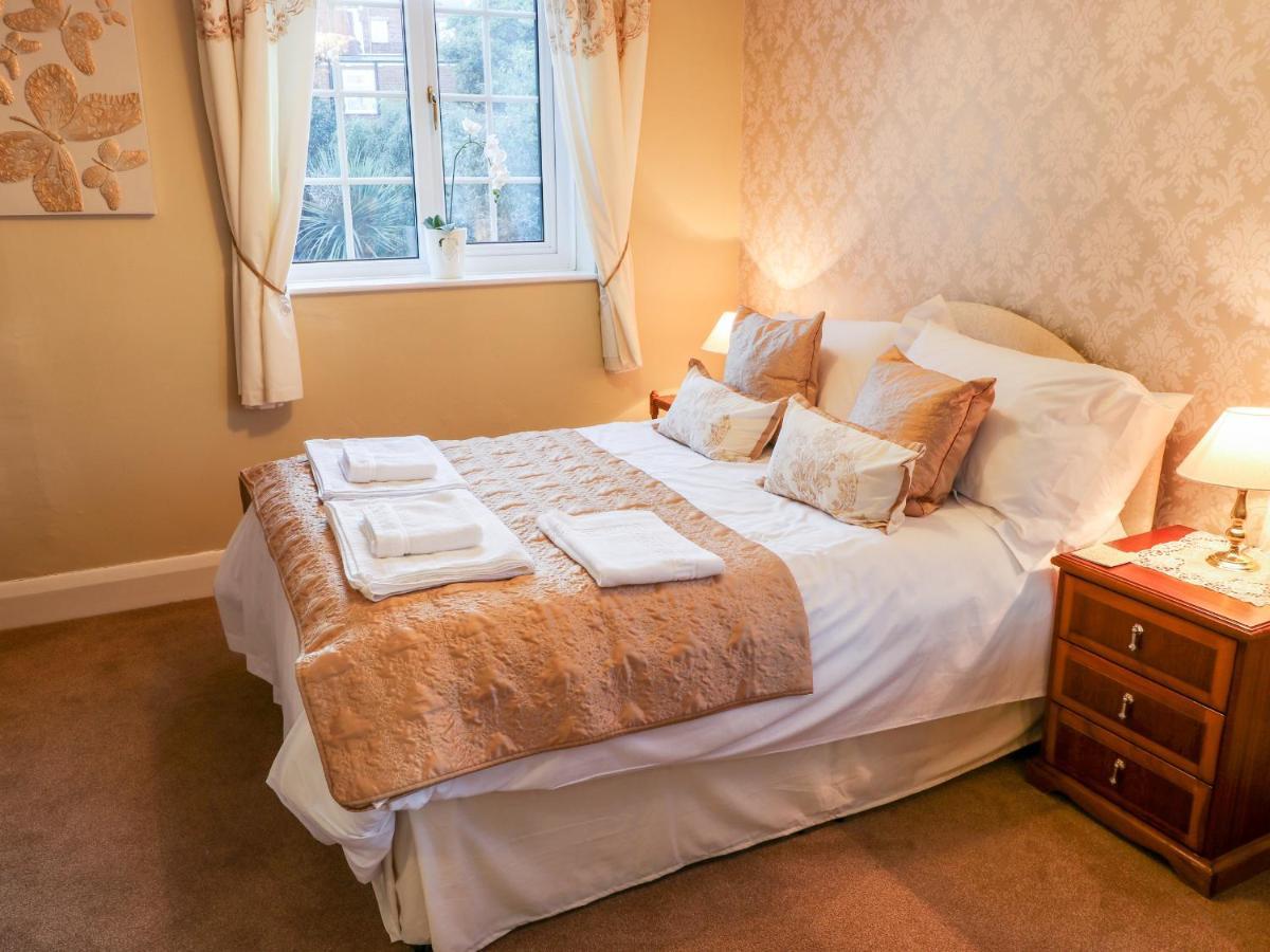Yardley Manor Scarborough Exterior foto